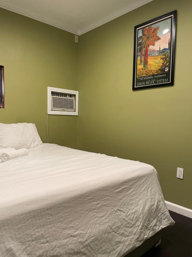 Private Standalone Room W/ Tv, Wifi & Ac In Carson Exterior photo