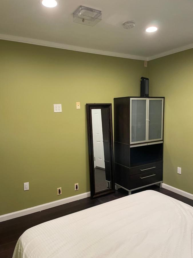 Private Standalone Room W/ Tv, Wifi & Ac In Carson Exterior photo