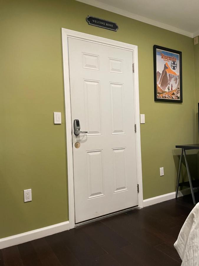 Private Standalone Room W/ Tv, Wifi & Ac In Carson Exterior photo
